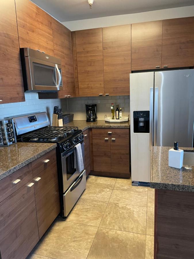 Villa Marina - Modern & Immaculate, Spacious, Gated Condo With Fireplace Pool, Gym, 2 Master Bedrooms Los Angeles Bagian luar foto
