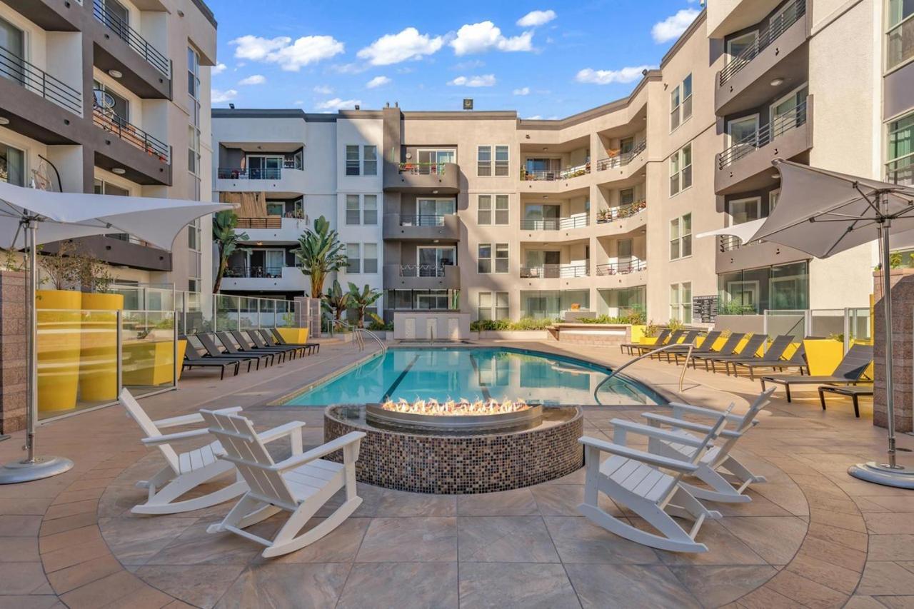 Villa Marina - Modern & Immaculate, Spacious, Gated Condo With Fireplace Pool, Gym, 2 Master Bedrooms Los Angeles Bagian luar foto
